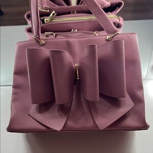 Elegant Pink Bow Handbag